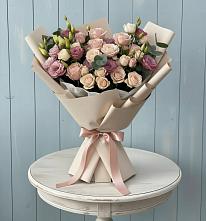 Букет цветов из:  Розы и Лизиантусы в Северном Оренбургской области