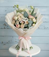 Букет цветов из:  Розы и Лизиантусы #REPLACE_PRED# Северном Оренбургской области