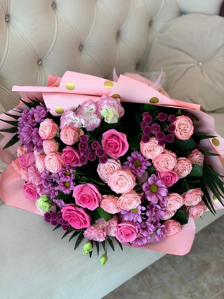 Букет цветов из: Хризантемы, Розы и Лизиантусы в Северном Оренбургской области