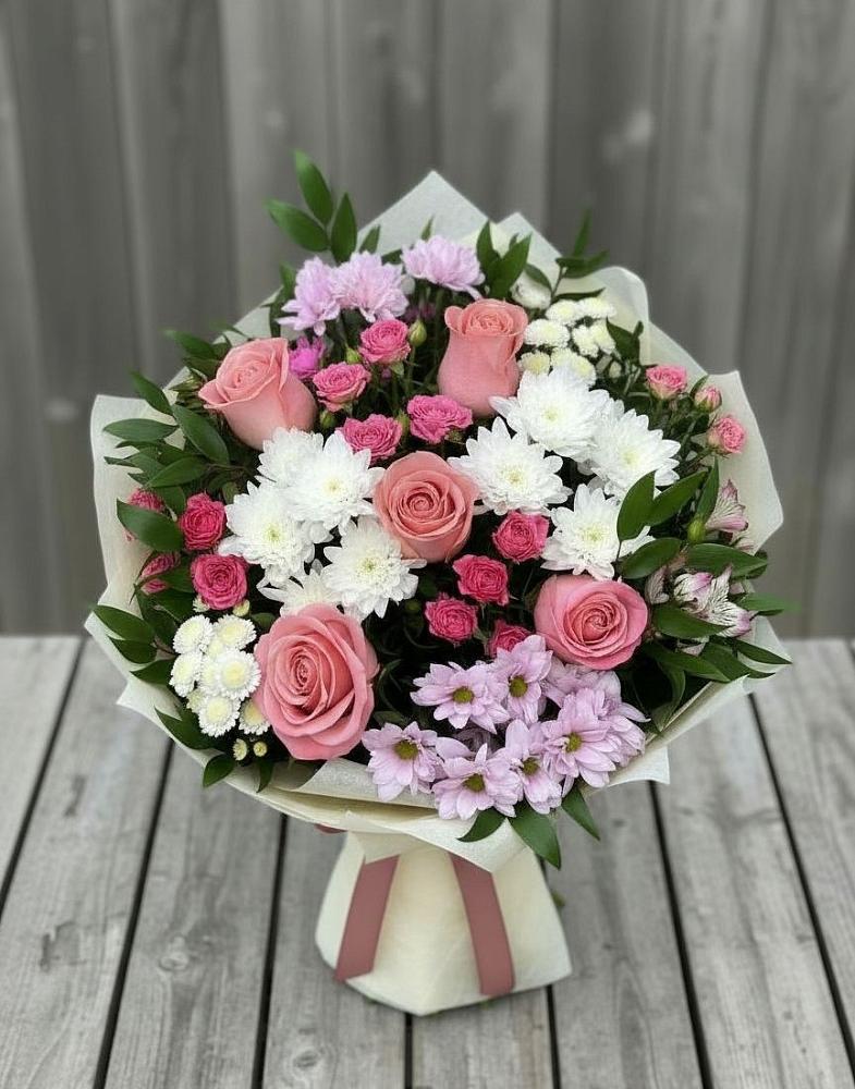 Букет цветов из: Альстромерии, Гвоздики, Розы и Хризантемы в Северном Оренбургской области