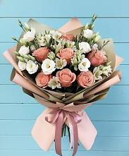 Букет цветов из:  Розы, Альстромерии и Лизиантусы в Северном Оренбургской области