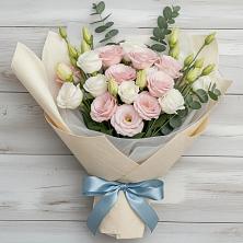 Букет цветов из:  Лизиантусы в Северном Оренбургской области