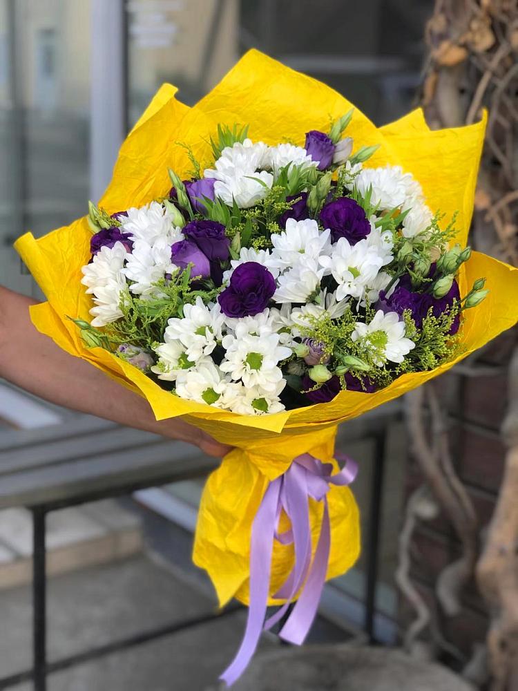 Букет цветов из: Ирисы, Хризантемы и Ромашки в Северном Оренбургской области