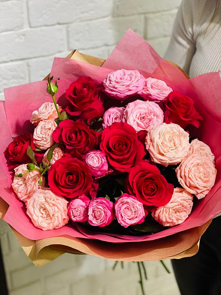 Букет цветов из: Розы в Северном Оренбургской области