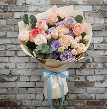 Букет цветов из:  Розы, Лизиантусы и Гвоздики #REPLACE_PRED# Северном Оренбургской области