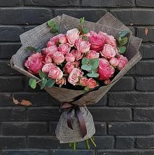 Букет цветов из:  Розы в Северном Оренбургской области