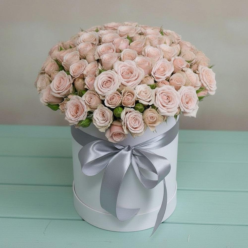 Цветочная композиция из Розы в шляпной коробке в Северном Оренбургской области