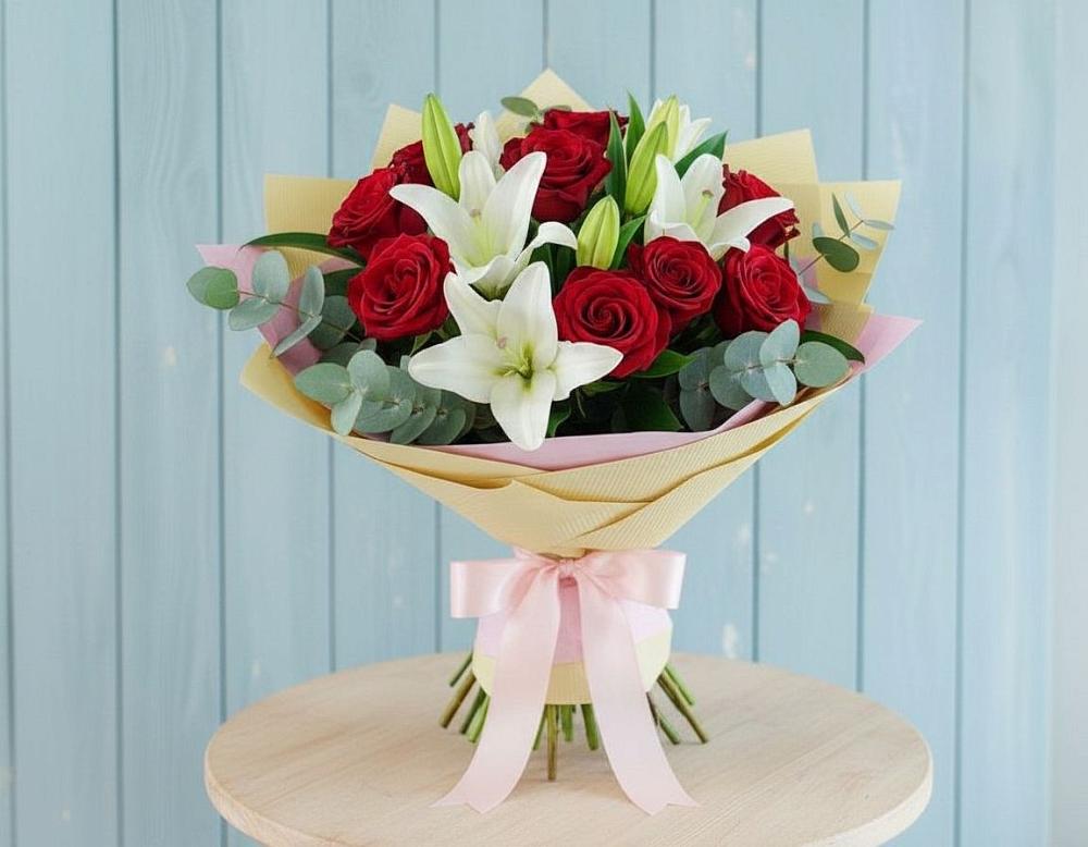 Букет цветов из: Лилии и Розы в Северном Оренбургской области